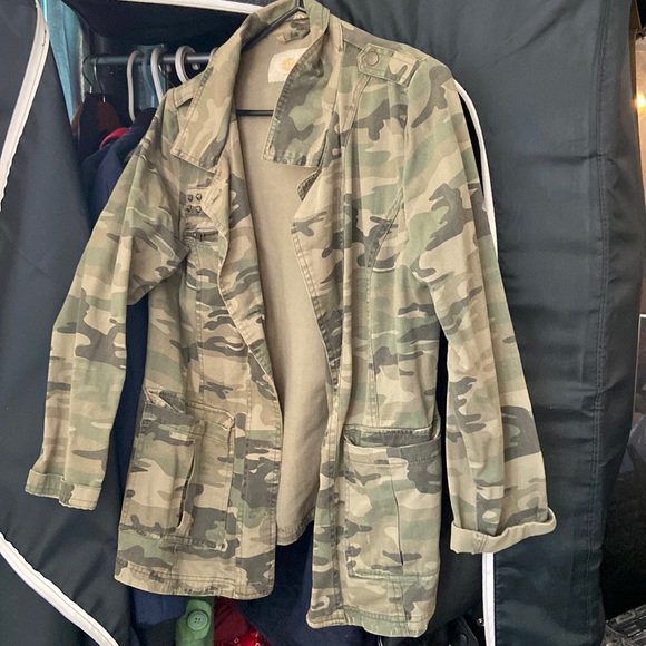 Size 10 army jacket - Picture 1 of 1